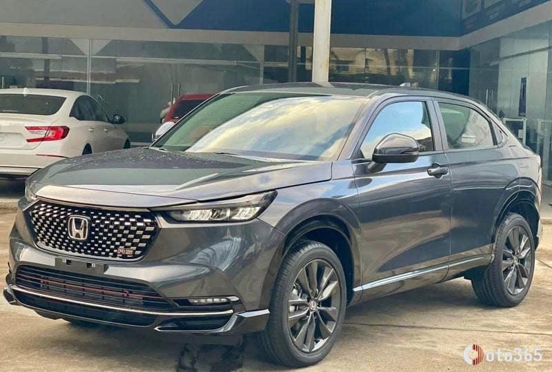 Bán Honda HRV RS 2024 Cũ Màu Xám Tại Bình Dương – ODO 22.000km, Lên Màn Android & Cam 360